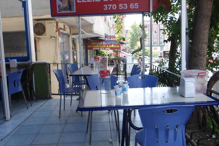 Leziz Ev Yemekleri Cevizli Merkez Istanbul
